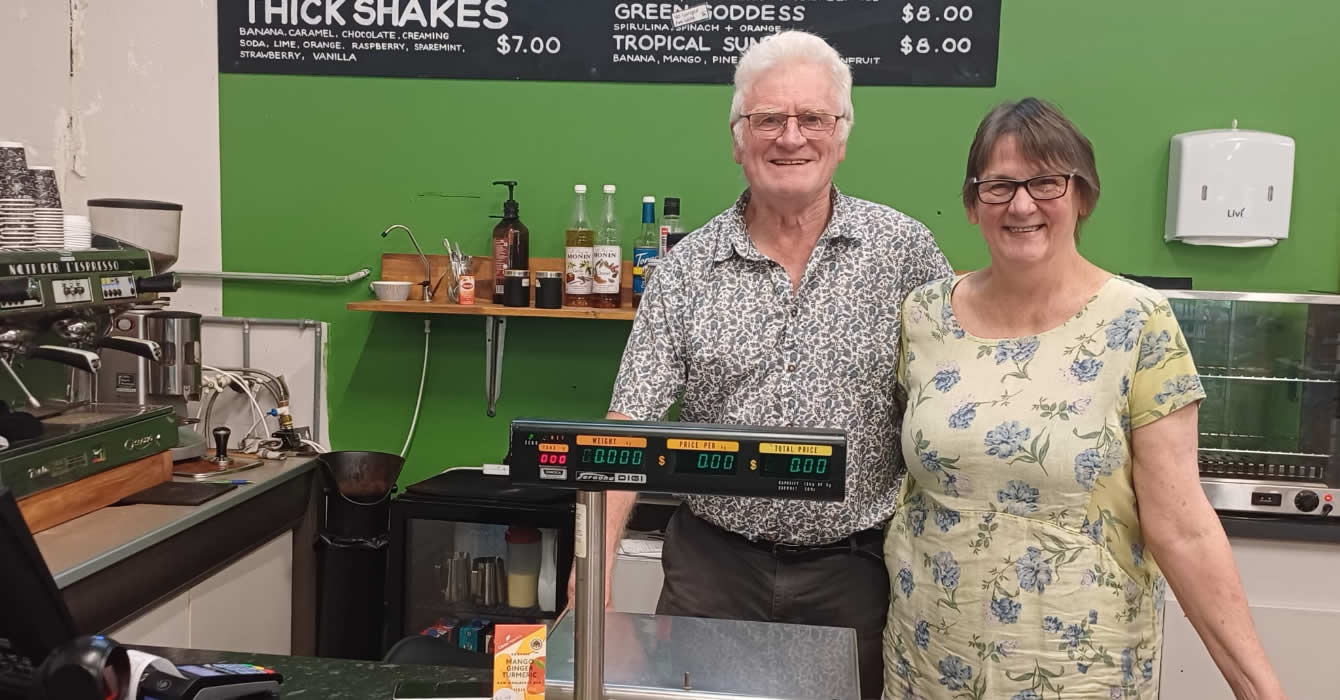 Owners Of Greencow Burger Co In Opunake South Taranaki NZ